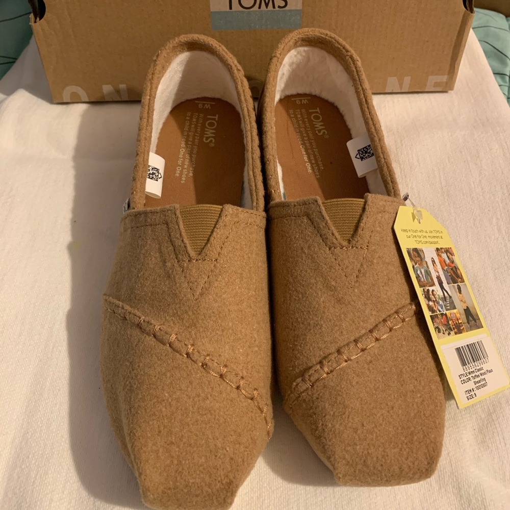 TOMS Classic Toffee Wool/Faux Shearling Shoes
